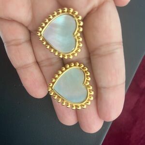 TORY BURCH • Gold Heart MOP STATEMENT Clip on Earrings